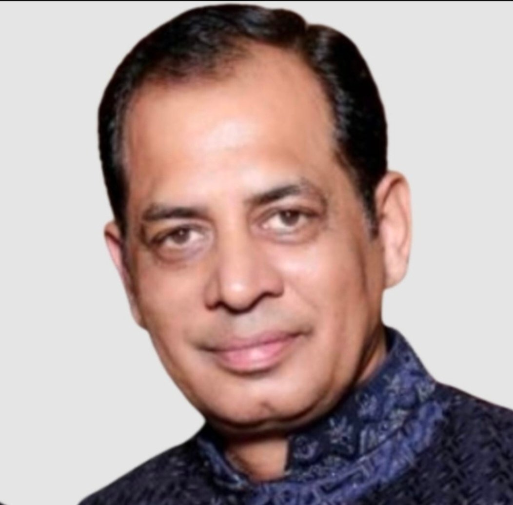 passport-size-photo-left